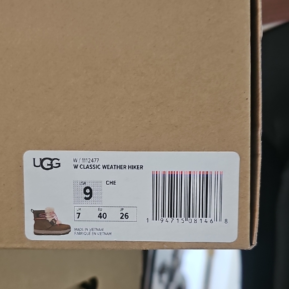 UGG Classic Weather Hiker Boots - Brown and Cream - Picture 3 of 4